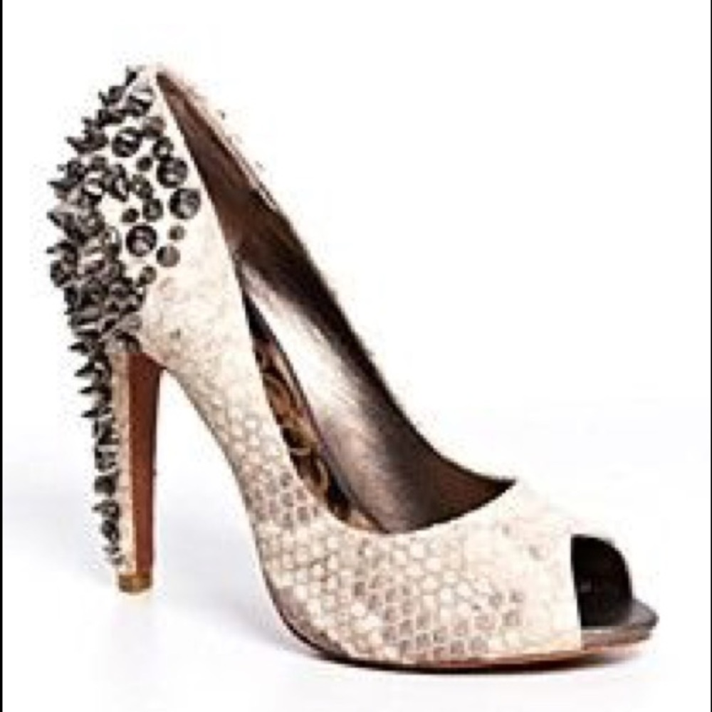 Sam Edelman Lorissa Studded Pumps