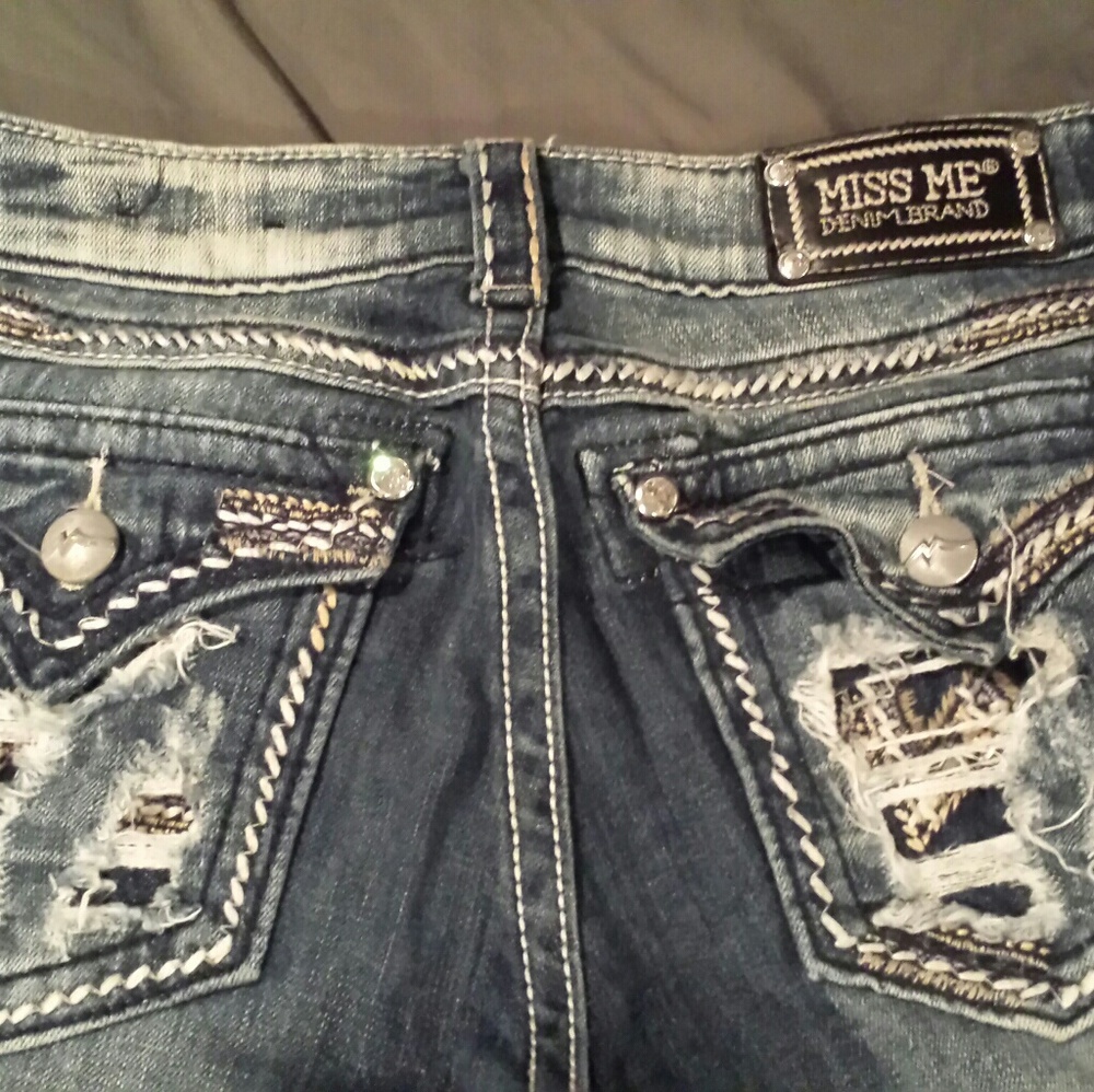 24 hr sale!!! Miss Me bootcut 28**💜
