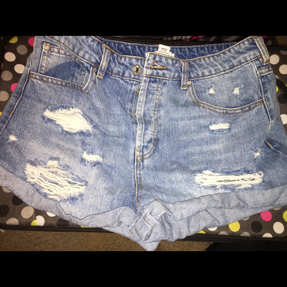 High waisted shorts forever 21!