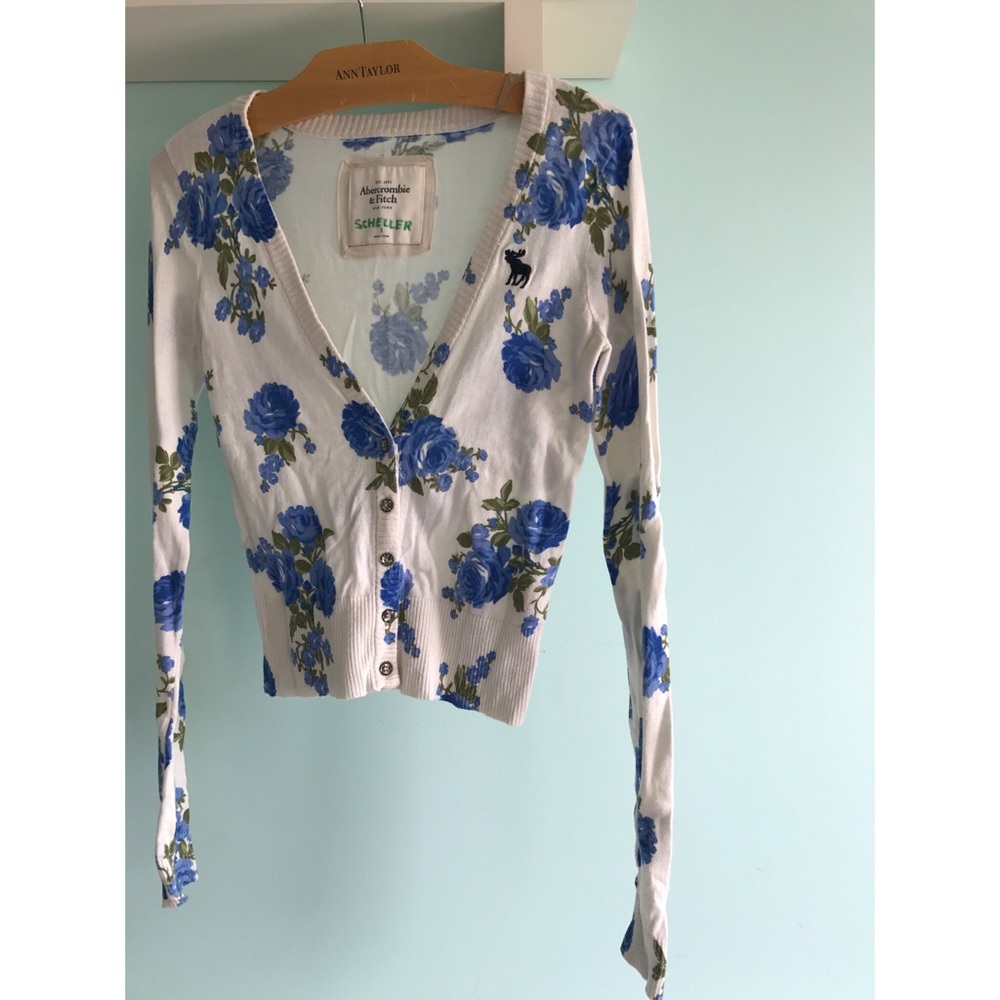 Floral cardigan with crystal buttons