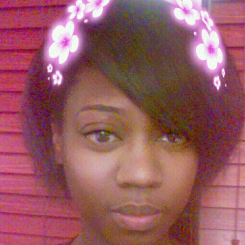 Meet your Posher, Shamika
