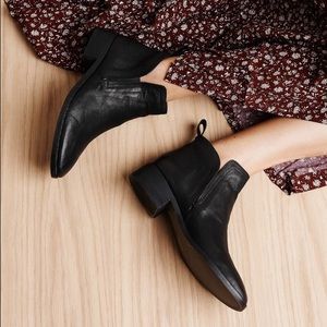 DOLCE VITA Tessey Booties