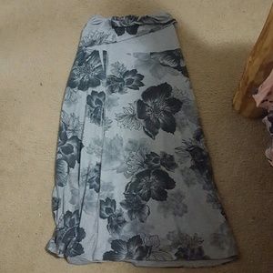 ***Super soft skirt***