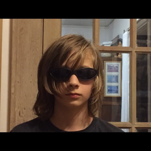 ๐ HAPPY POSHING ๐ - Picture 3 of 5