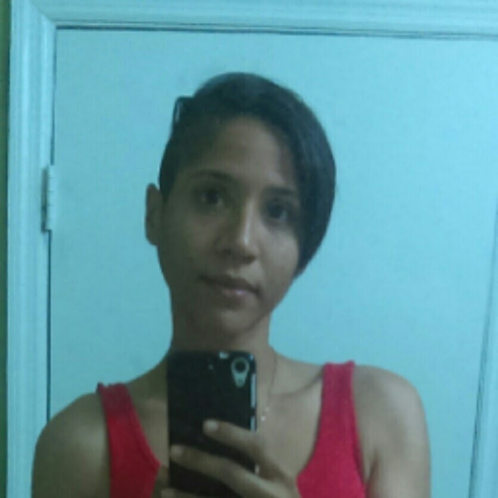 Meet your Posher, Liz