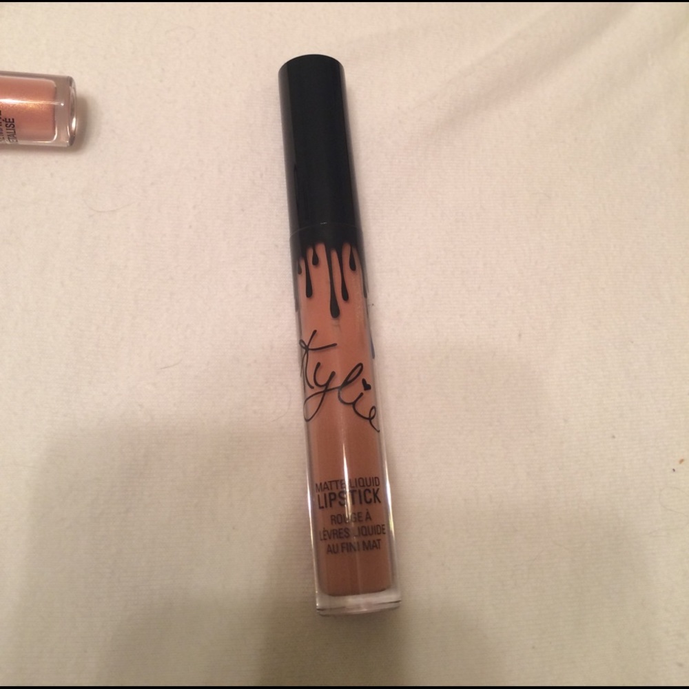 Kylie Cosmetics Matte Liquid Lipstick-Exposed