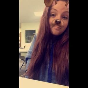 Meet your Posher, Lydia