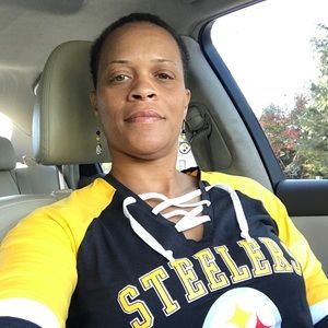 Meet your Posher, Keisha