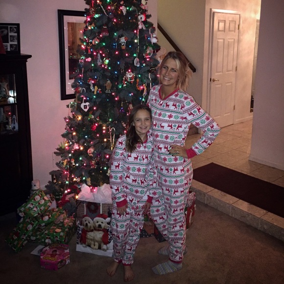 Meet your Posher, Madelyn - Picture 1 of 1