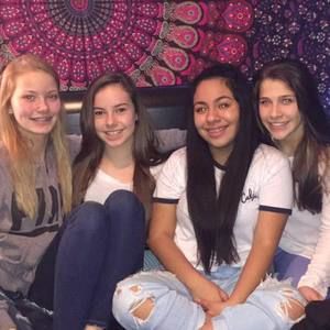 Meet your Posher, Emma