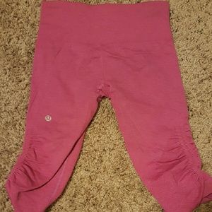 Lululemon flo and go high waisted crop size 4