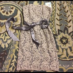 Beautiful silver lace cocktail dress NWT