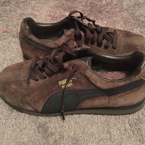 Puma sneakers