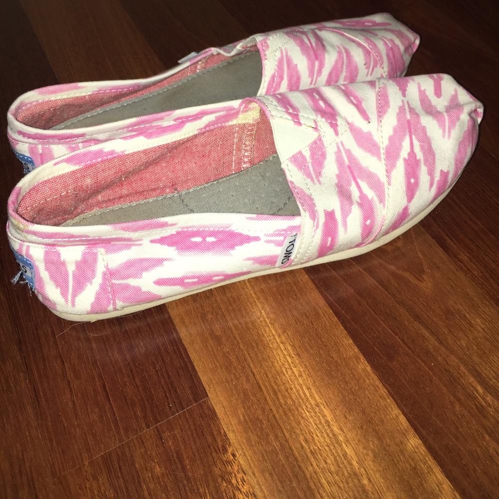 Pink Toms