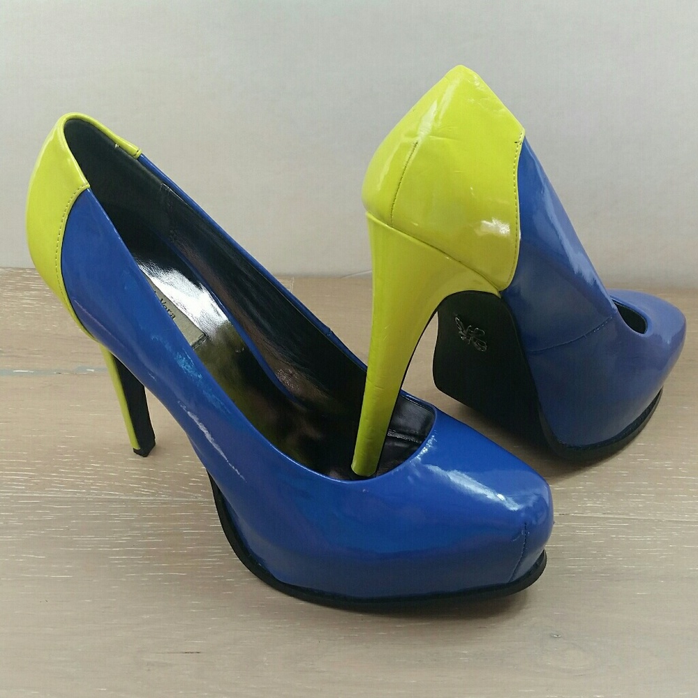 SIMPLY VERA WANG DANI platform heels blue lime