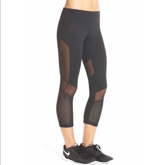 Zella Pants - NWT! Zella Black Mesh Cutout Capri Leggings
