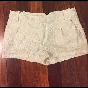 White laced shorts