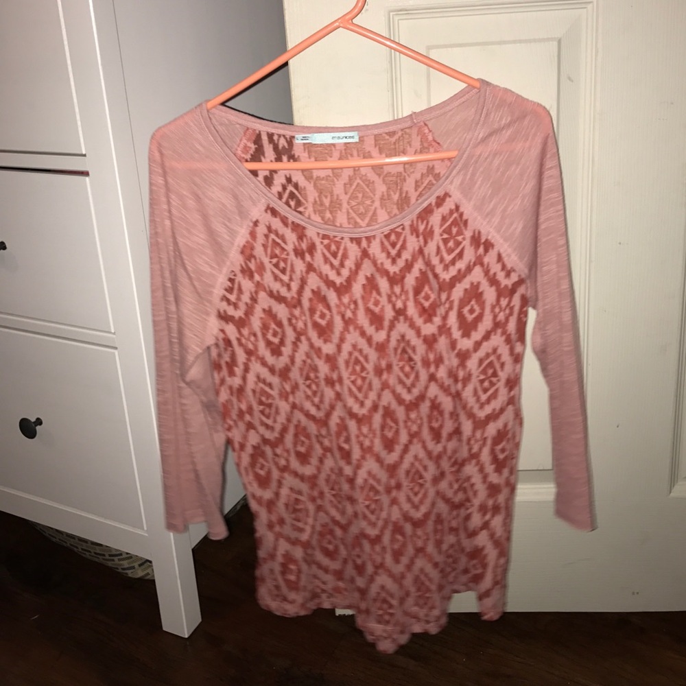 3/4 sleeve pink/maroon shirt