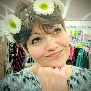 Meet your Posher, Diana