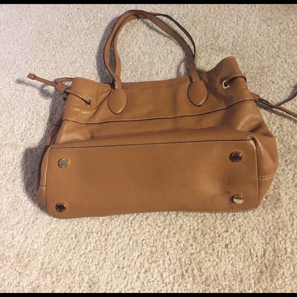 Michael Kors Mae Large East West Drawstring Bag - Picture 3 of 5