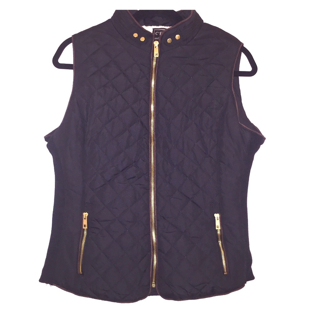 Quilted vest with gold accents