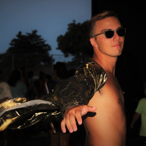 Meet your Posher, Patrick - Picture 1 of 1