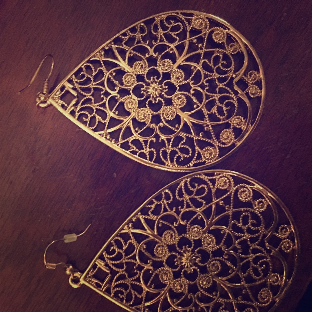 Gold dangly earrings