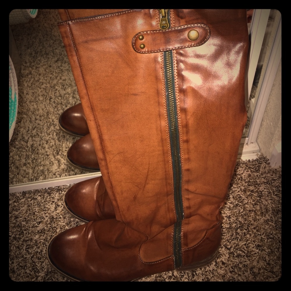 Mia brown leather boots