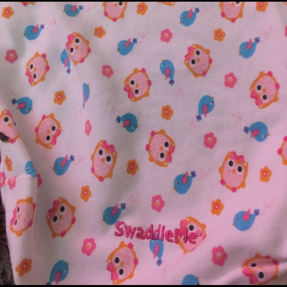 (2) Summer swaddle-me. Never been used. - Picture 2 of 3