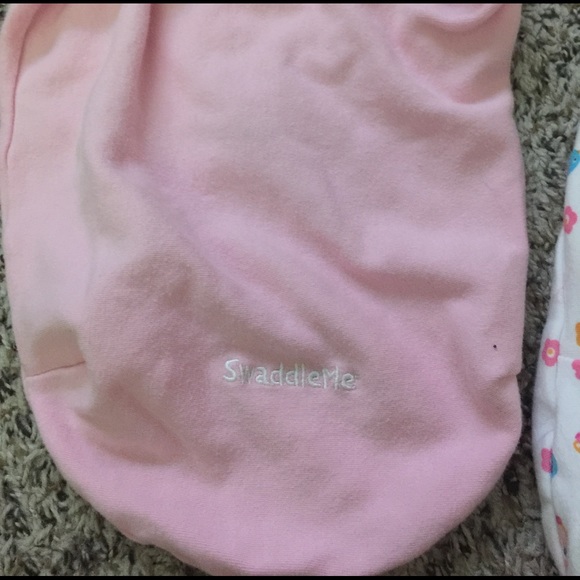 (2) Summer swaddle-me. Never been used. - Picture 3 of 3