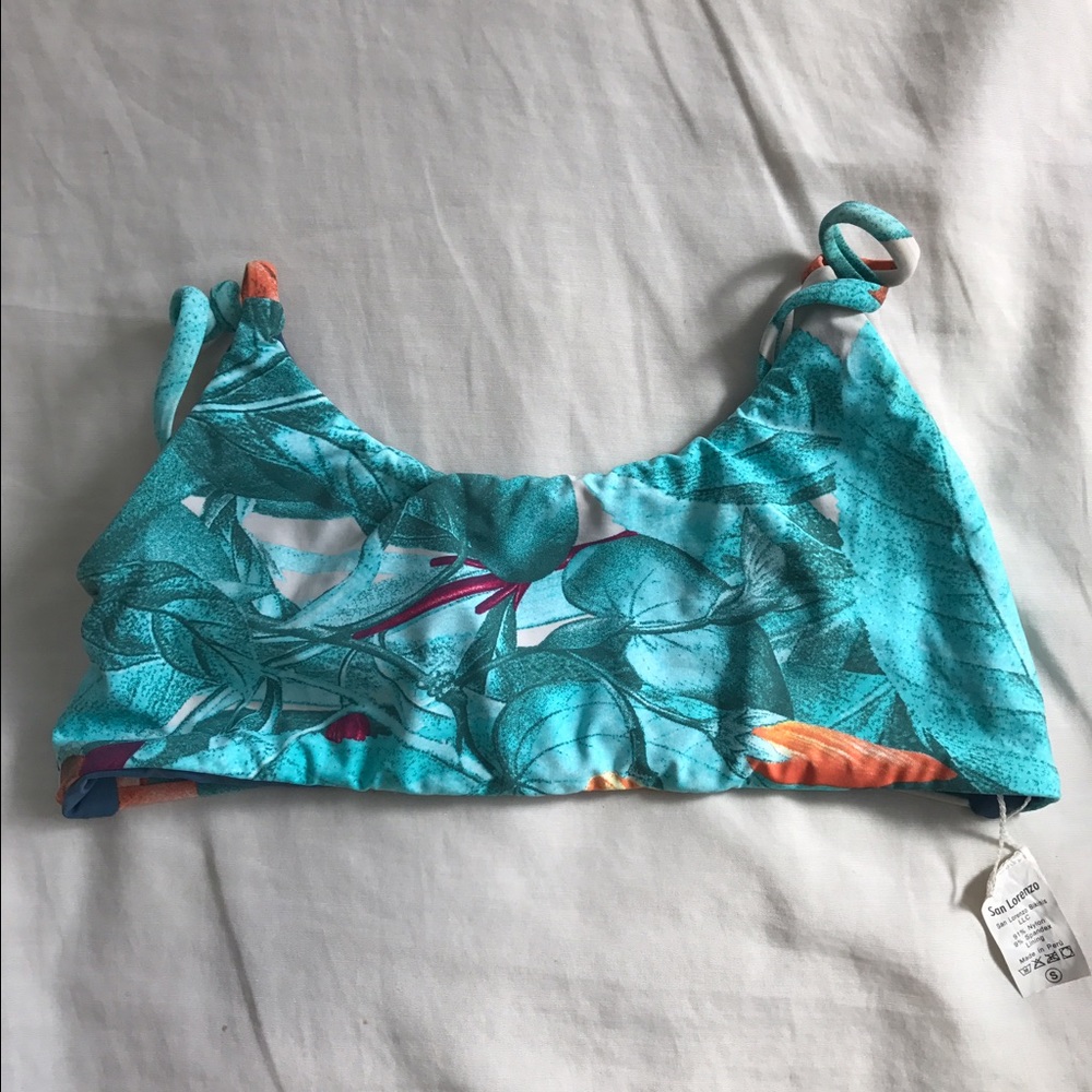 San Lorenzo Aloha print top