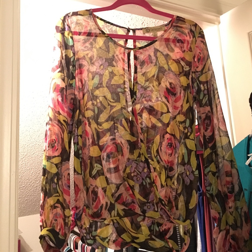 Floral long sleeve top