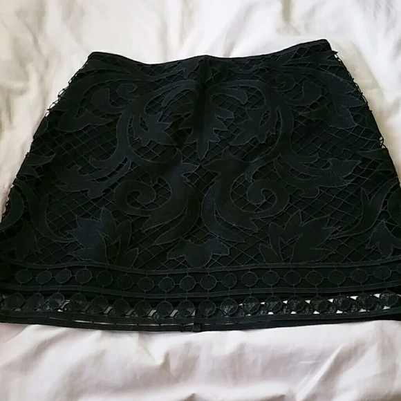 NWT Express lace skirt - Picture 1 of 6
