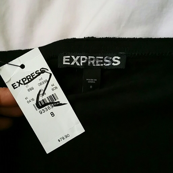 NWT Express lace skirt - Picture 5 of 6