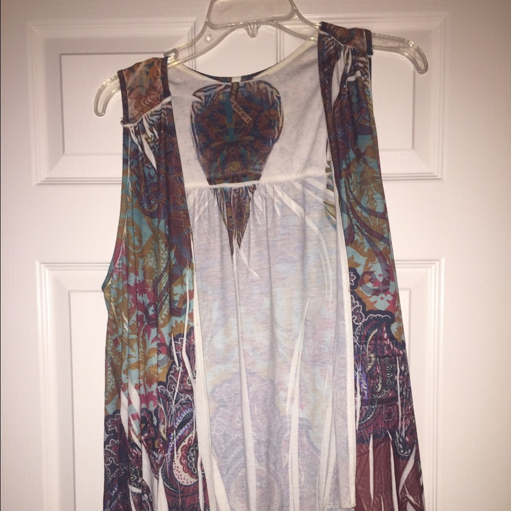 Multi colored tank