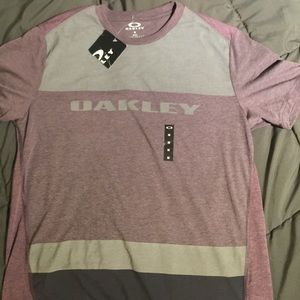 Oakley shirt NWT