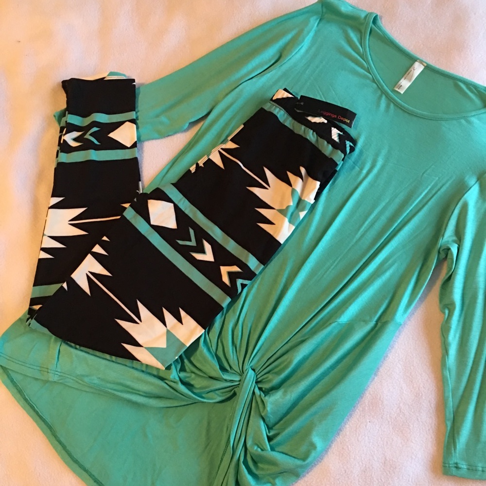 ALL KNOTTED UP! Pistachio knot detail tunic top - Picture 3 of 4
