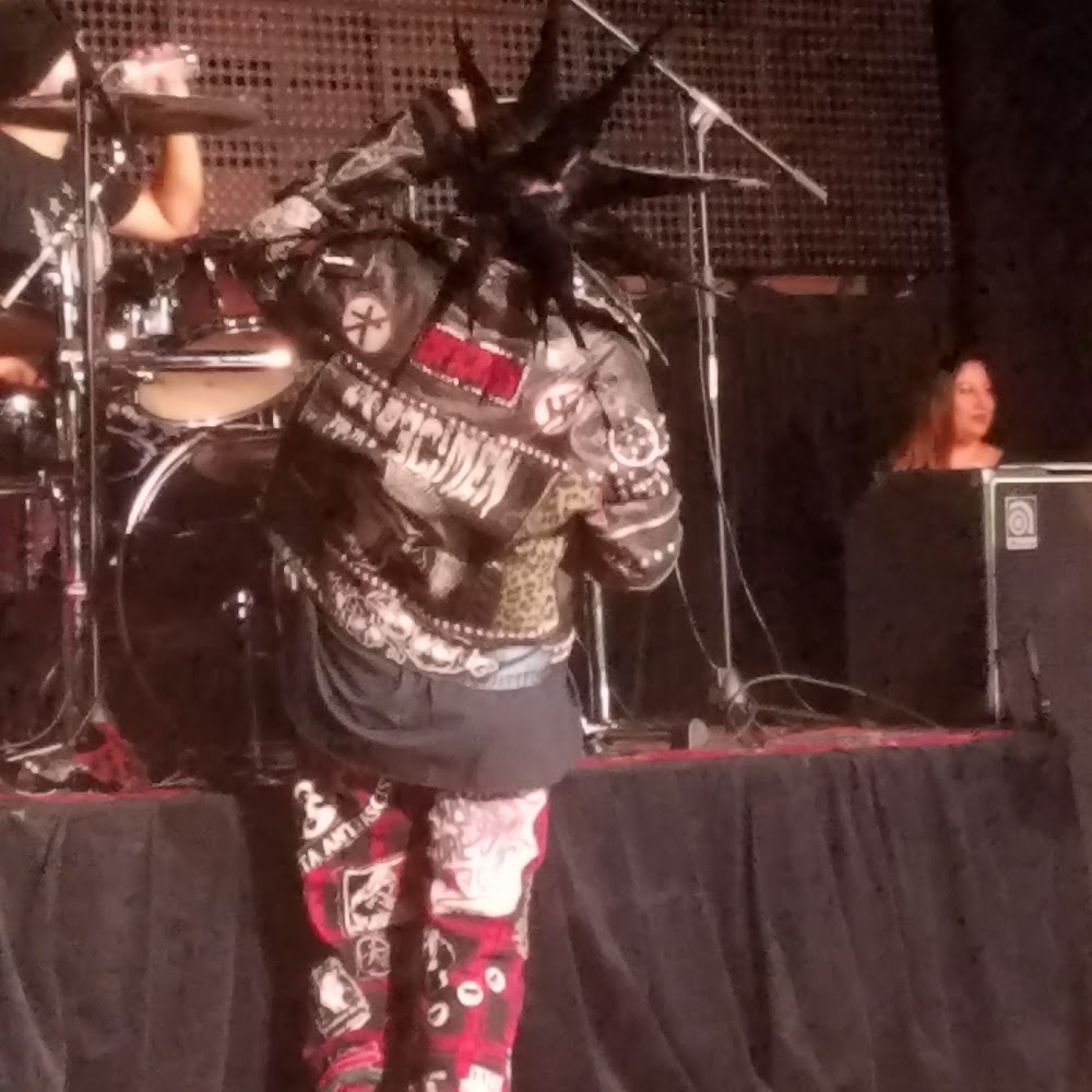 Meet your Posher, Brisa