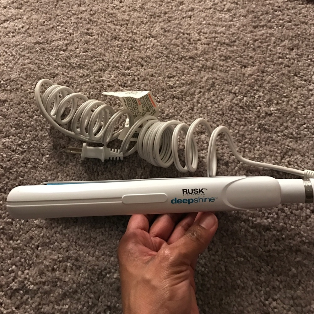 Rusk Deep Shine Flat Iron
