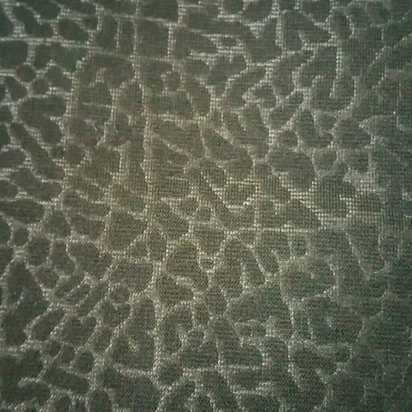 NWOT Express leopard print skirt - Picture 2 of 4