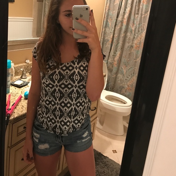 Aztec patterned shirt - Picture 3 of 4