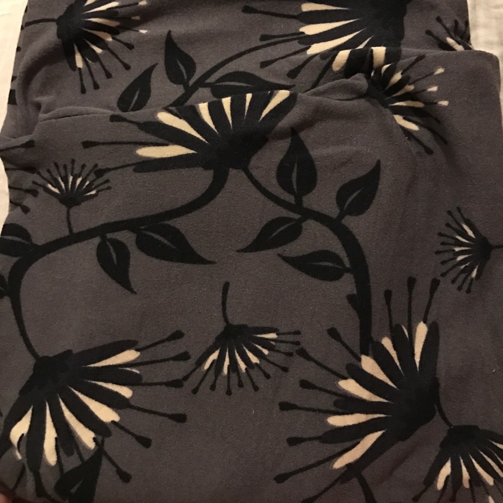 TC lularoe leggings