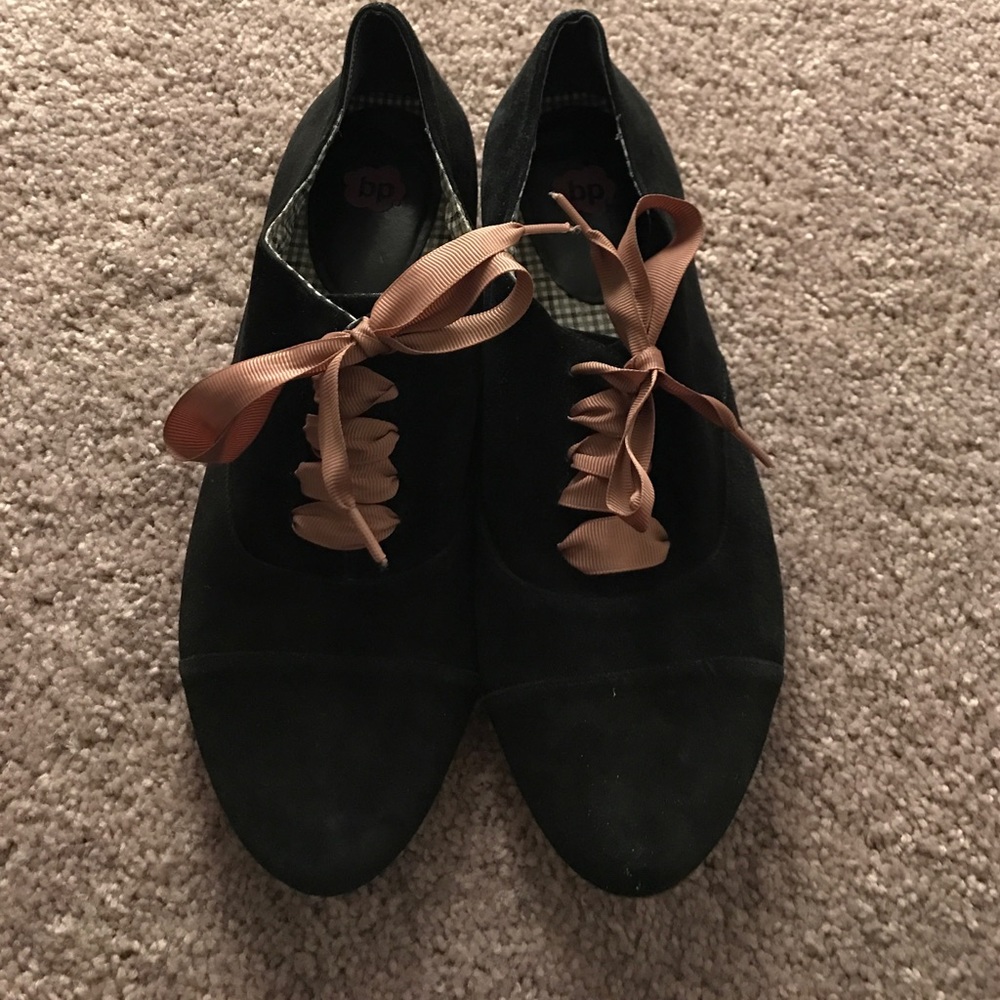 Brass Plum BP shoes