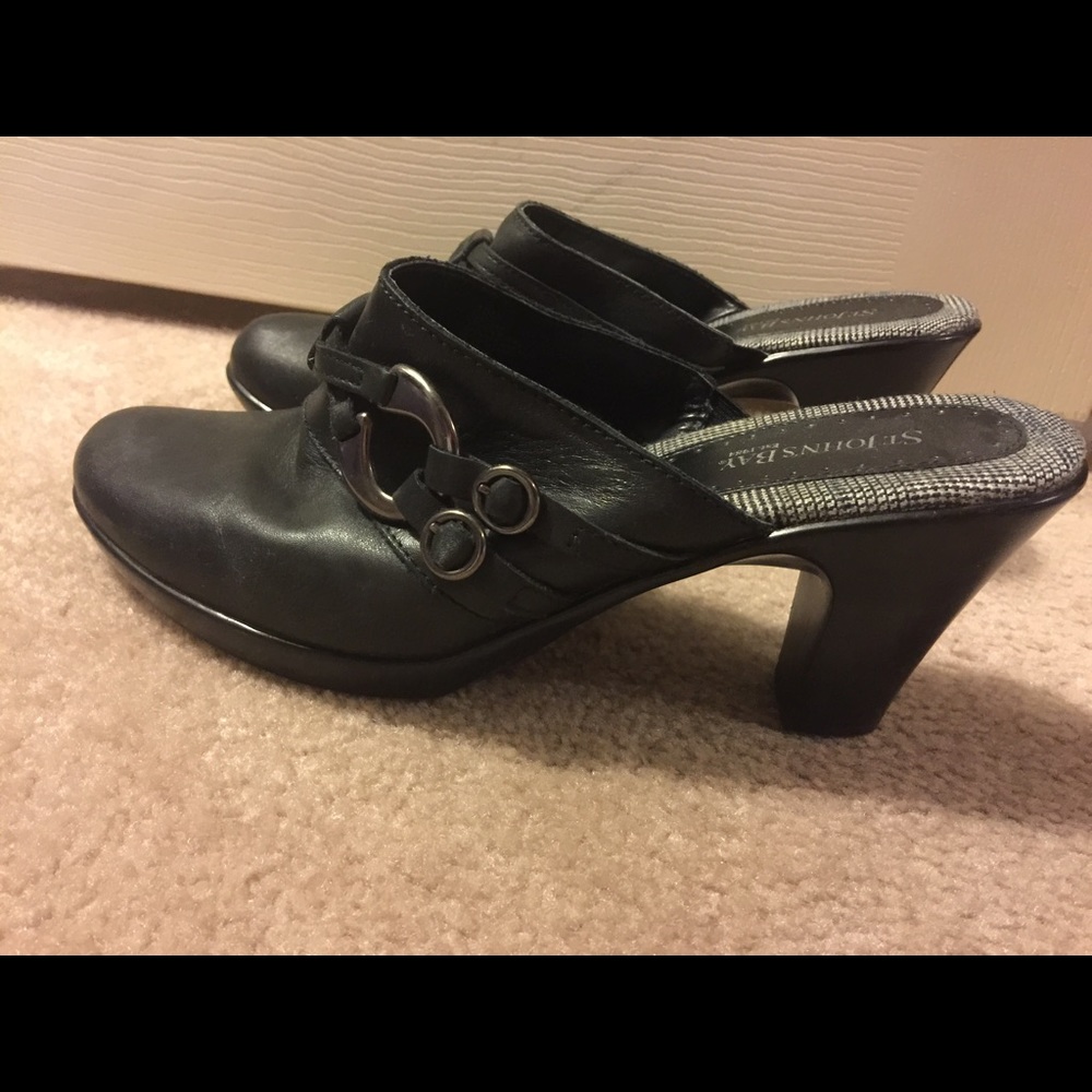 St. John's bay clogs