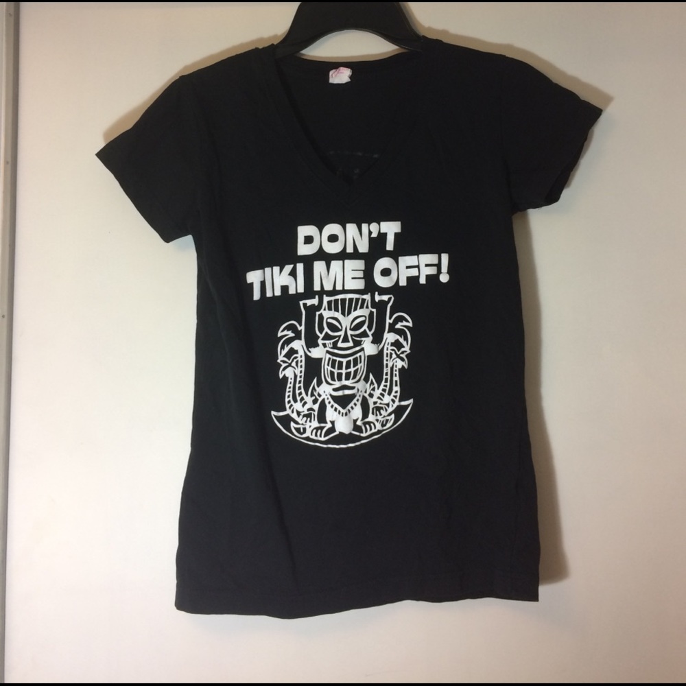 V neck printed tee