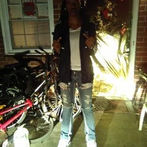 Meet your Posher, Taay