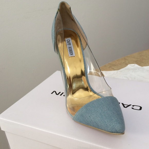 Cape Robbin Light Denim Pump - Picture 2 of 4