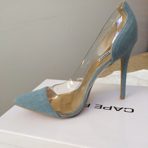 Cape Robbin Light Denim Pump - Picture 3 of 4