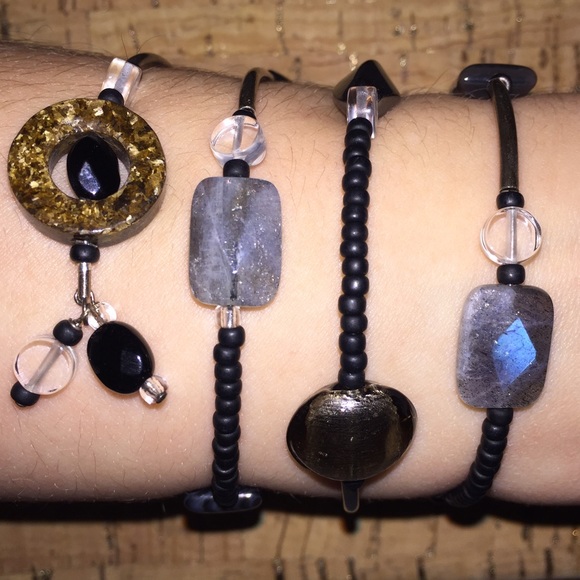 Beaded Boho Wire 4x Wrap Expandable Bracelet - Picture 1 of 5