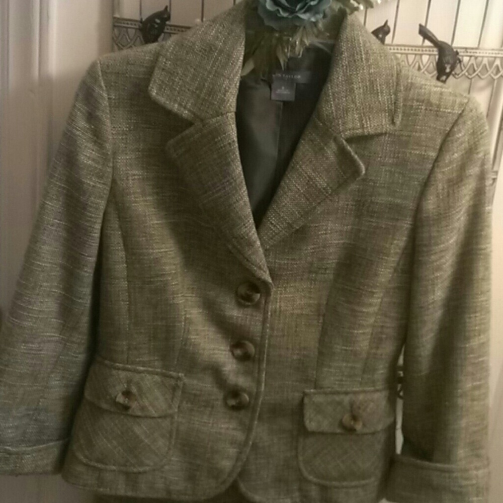Ann Taylor skirt suit